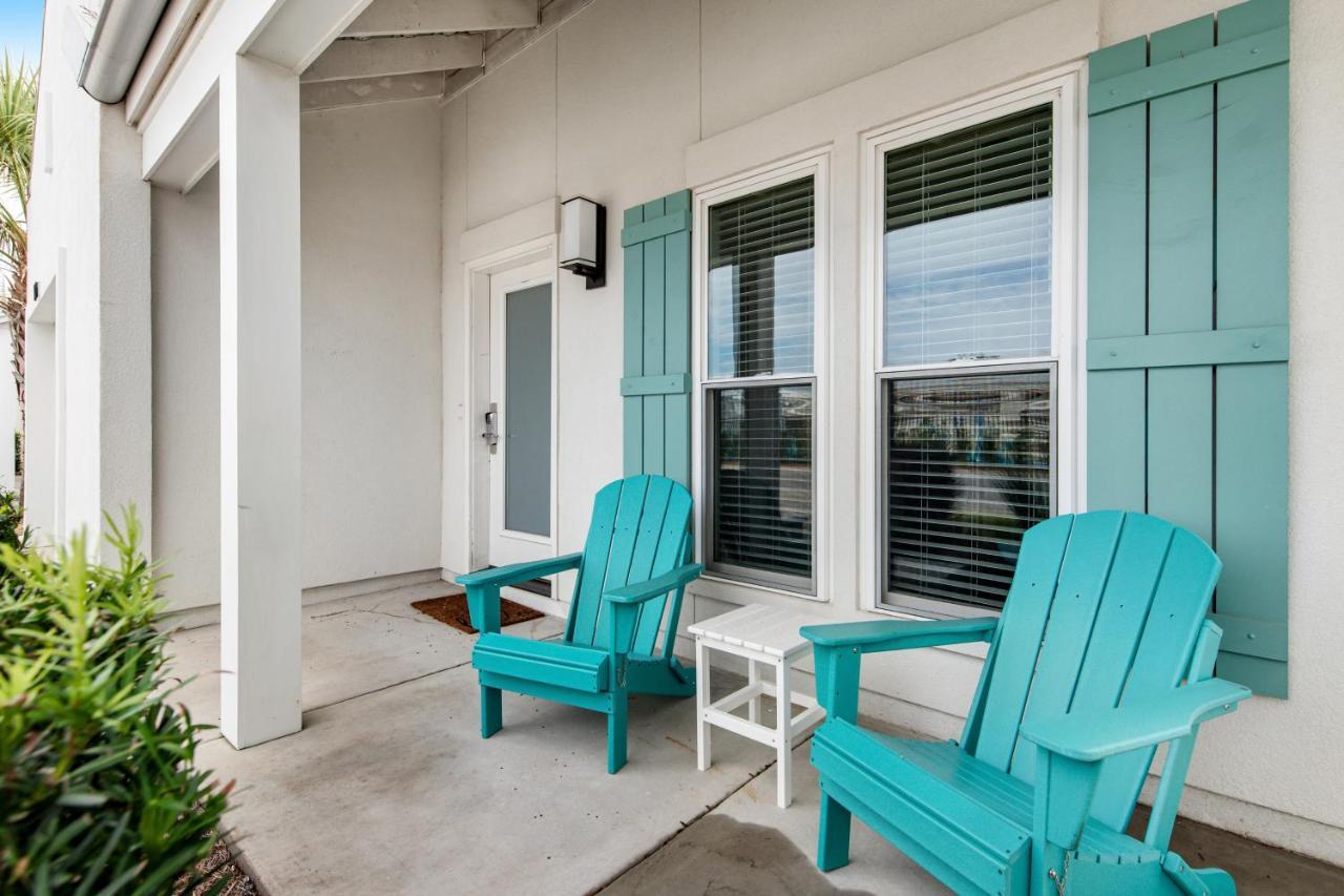 Holiday home Coastal Castaway *